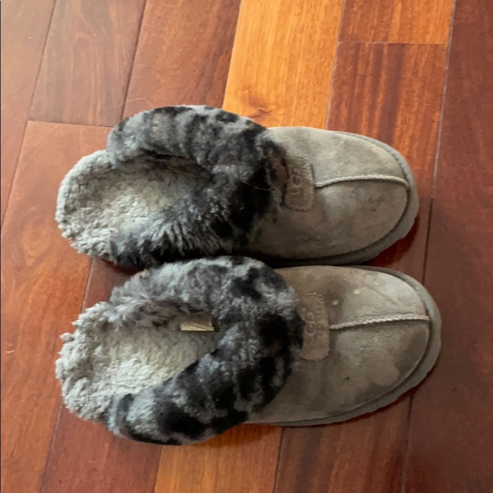 Ugg’s women slippers size 8